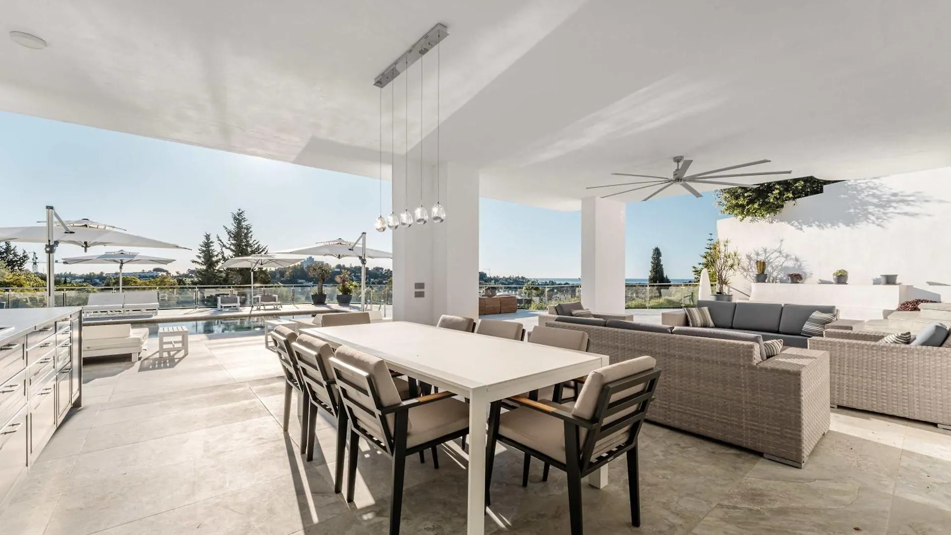 Villa Paraiso Alto Ultimate Holiday Villa Pool Gym Cinema Parking Golf إِستيبونا