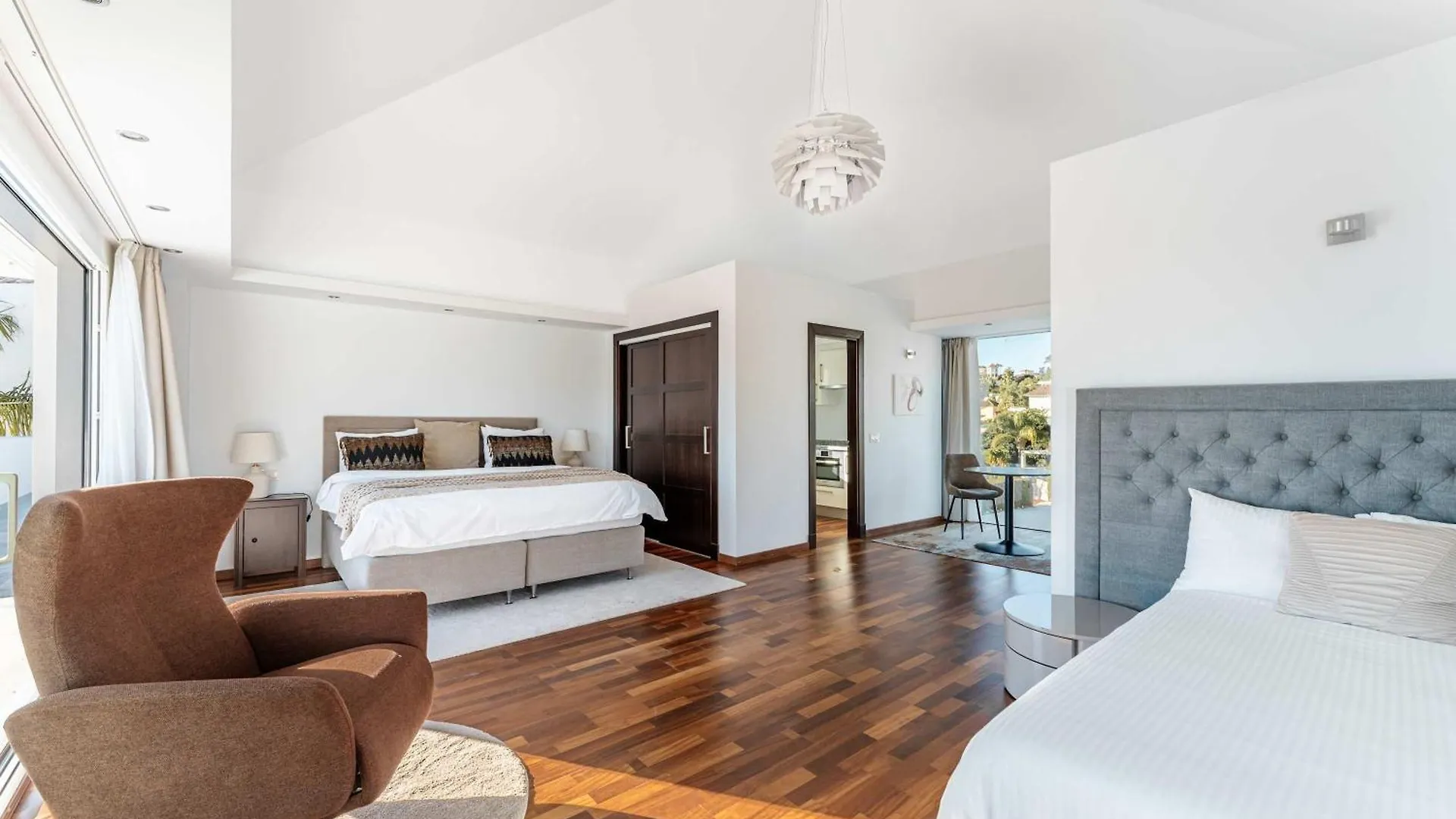 Villa Paraiso Alto Ultimate Holiday Villa Pool Gym Cinema Parking Golf إِستيبونا 0*,